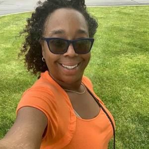 Meet your Posher, Angelique